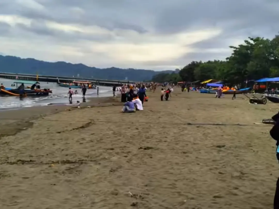 Teluk Penyu·Link: Destinasi Liburan yang Menyatu dengan Alam Cilacap