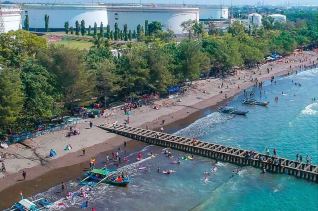 Teluk Penyu·Link: Tempat Bersantai di Cilacap yang Menyatu dengan Alam